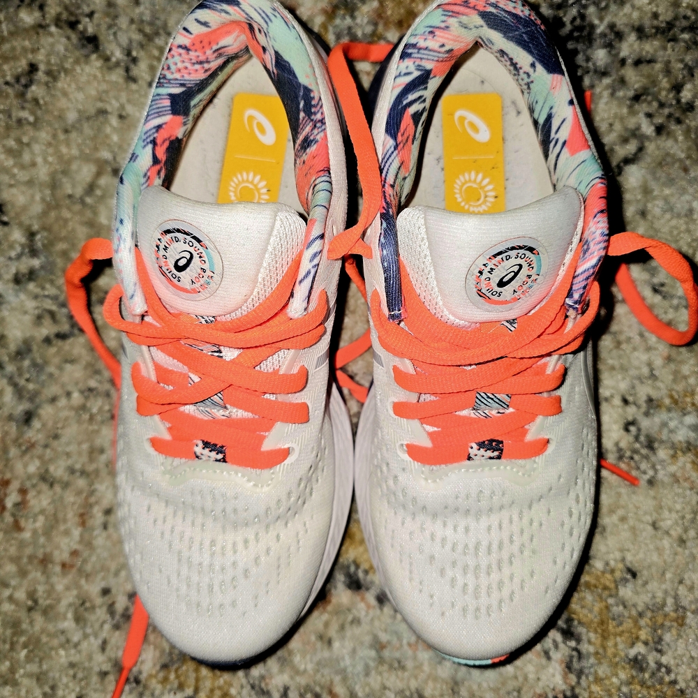 Asics Women's GT2000 Running Shoes - Picture 8 of 8